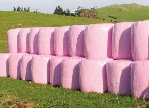 Rúllubaggaplast sótt