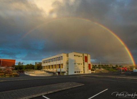 Blönduskóli: starfsmenn óskast, skólaliða til aðstoðar á skóladagheimili og stuðningsfulltrúa