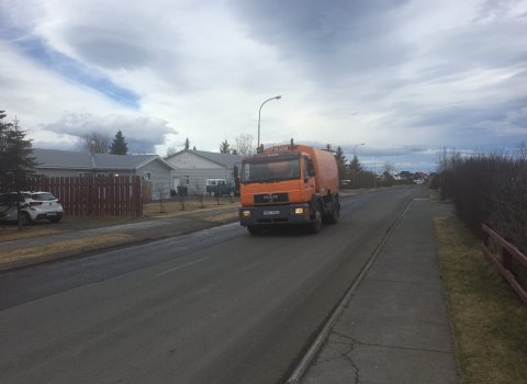 Sópun á götum á Blönduósi